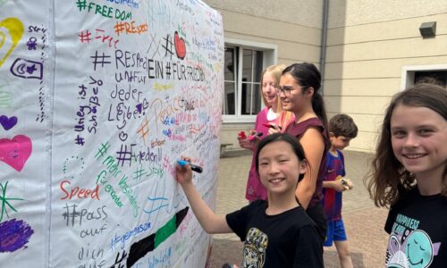 Cube 4 – For Respect, against Racism!